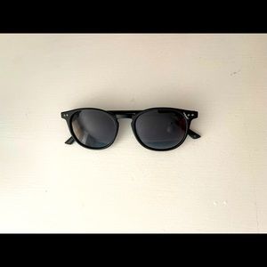 Frame limited edition,temple style sunglasses